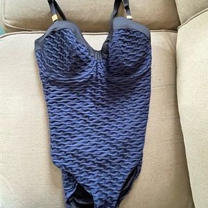 EUC Fantasie swim.  Size 34H